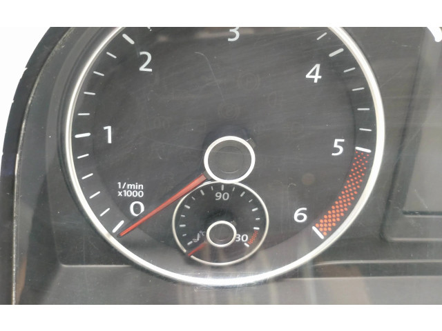 Панель приборов 2K0920876F Volkswagen Caddy