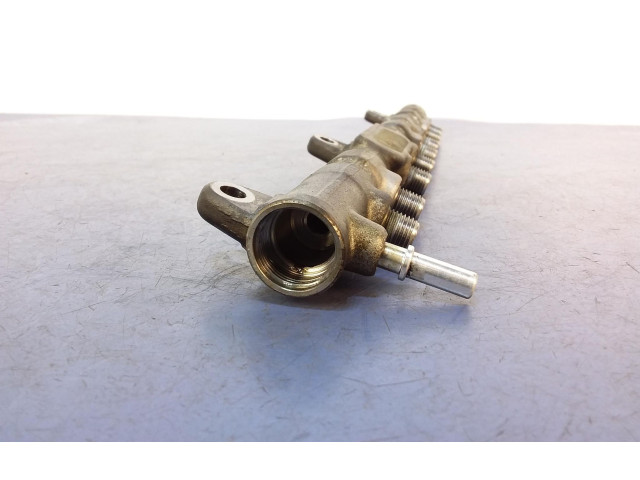 Vstřikovací lišta 11617555666, 7555666 BMW 7 F01 F02 F03 F04 4.4 N63B44B