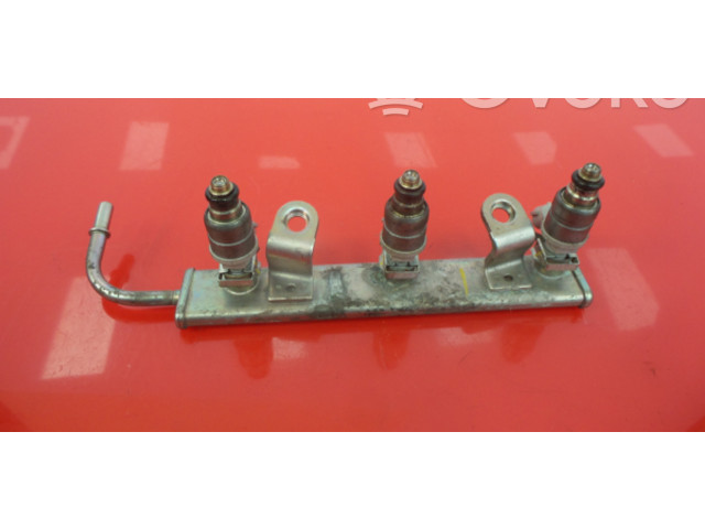 Топливная рампа MN143974-E, MN143974E   Mitsubishi Colt CZ3   для двигателя 3A91