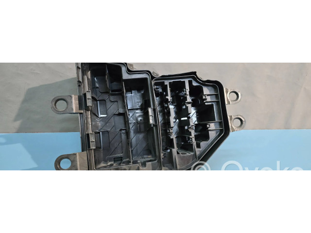 Блок предохранителей A1665400024, 18567321 Mercedes-Benz ML W166