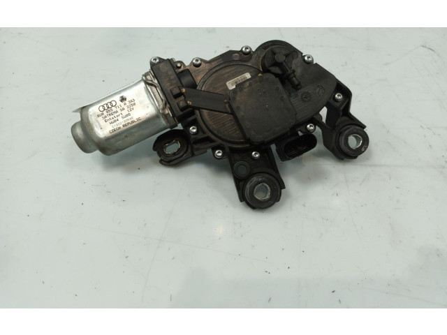 Моторчик заднего дворника 8U0955711A Audi Q3 8U