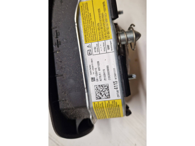 Подушка безопасности водителя 13284115   Saab 9-5