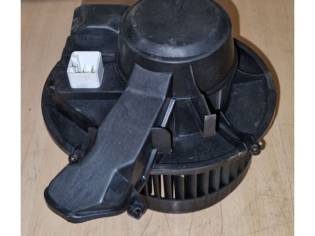 Вентилятор печки       Volvo V70