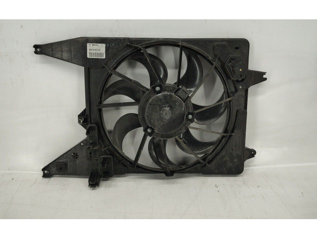 Вентилятор радиатора     3135104058, 214814342R    Dacia Sandero 