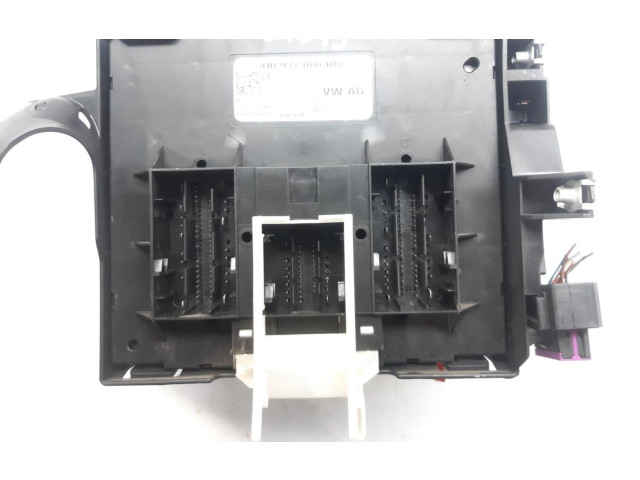 Pojistková skříňka 5Q0937503F Volkswagen PASSAT 2017