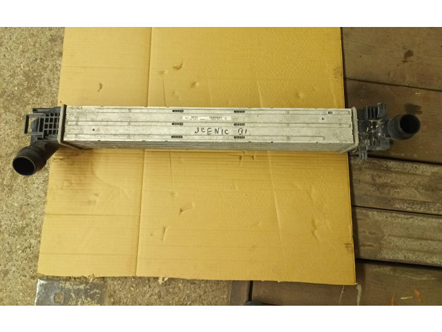 Интеркулер 8200880552 Dacia Duster