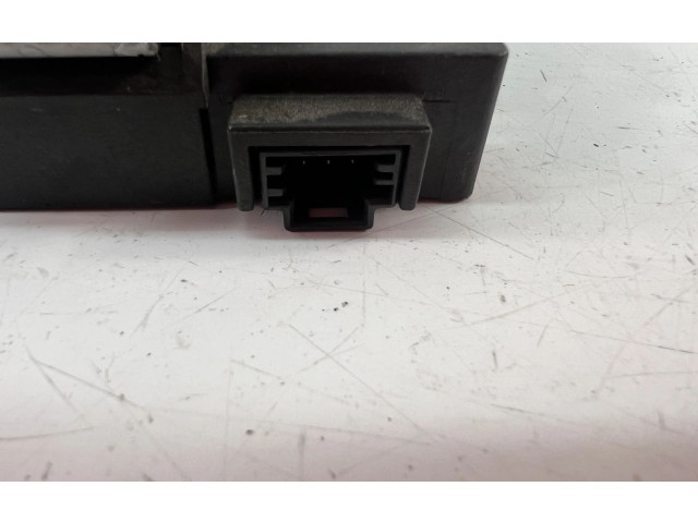 Блок управления A1698200475   Mercedes-Benz A W169