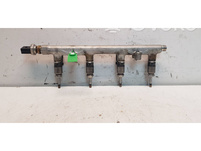 Топливная рампа 05E133320B, 04E906036AD Skoda Octavia Mk3 (5E)