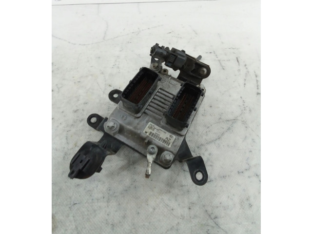 Блок управления двигателя 55557246 Vauxhall Astra H