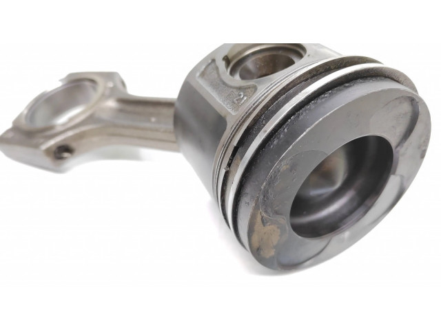 Píst 0840c, 512t77 BMW 1 E81 E87 pro naftový motor 2.0 M47/T2