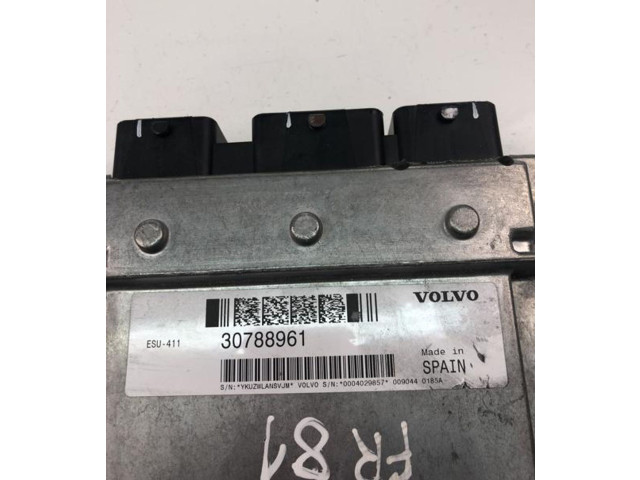 Блок управления двигателя 30788961, FR81 Volvo C30
