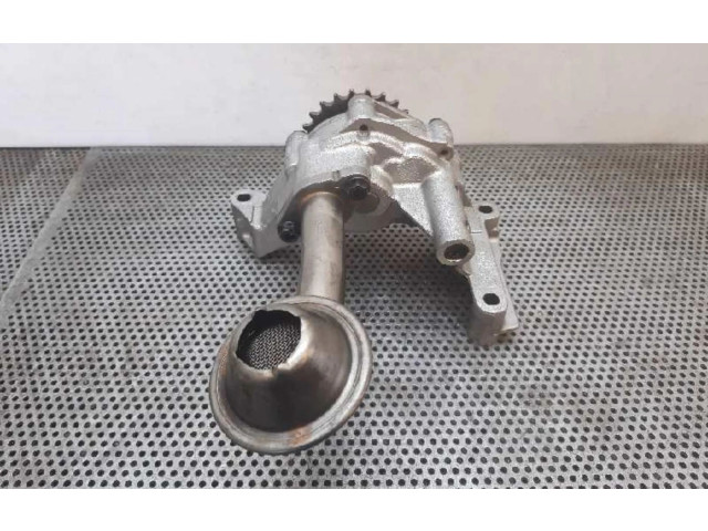 Масляный насос   038115105C  Audi A3 S3 8P 