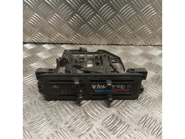 Блок управления климат-контролем Nissan Vanette