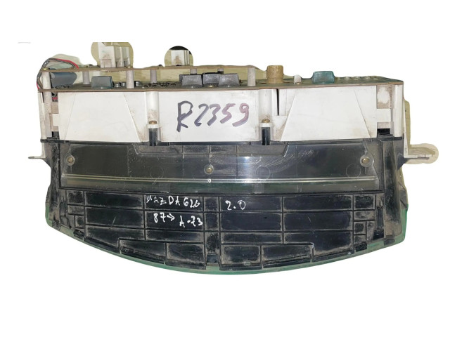 Панель приборов Mazda 626