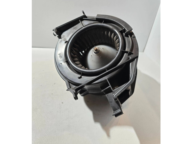 Вентилятор печки       Audi A6 S6 C6 4F