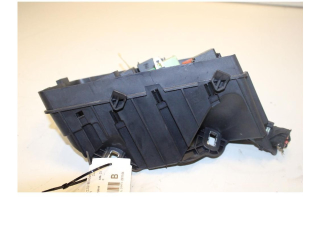 Блок предохранителей 5WA907361A   Audi A3 8Y    