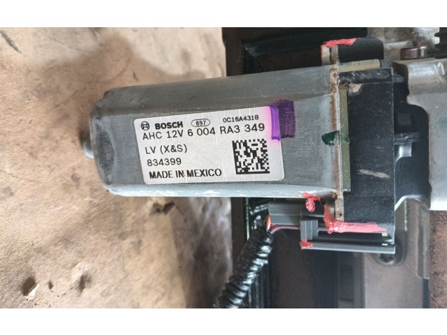 Рулевая рейка 102781100F, B20F0144635 Tesla Model S 2012 - года