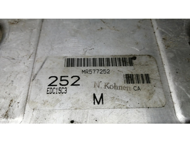 Блок управления двигателя 0281011610, MR577252 Mitsubishi Space Star