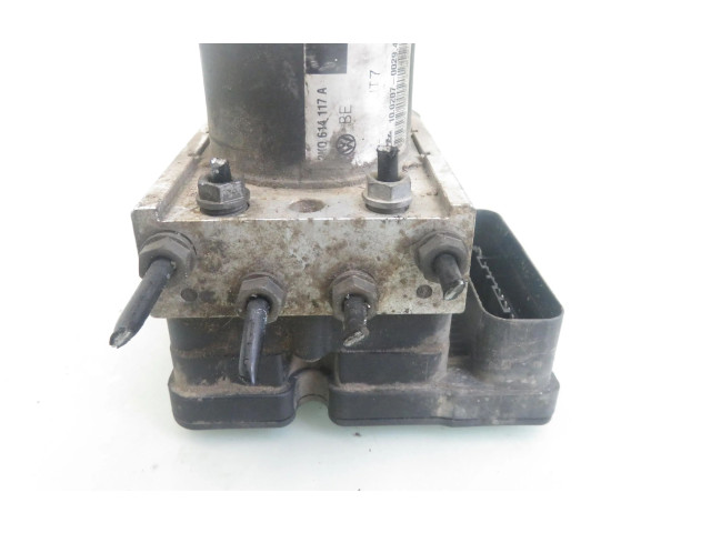 Jednotka ABS 2K0907379A, 2K0614117A Volkswagen Caddy 2004