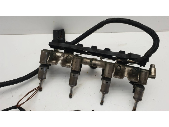 Vstřikovač 7591623, 30704   BMW 1 F20 F21  pro benzínový motor 1.6 N13B16A N13