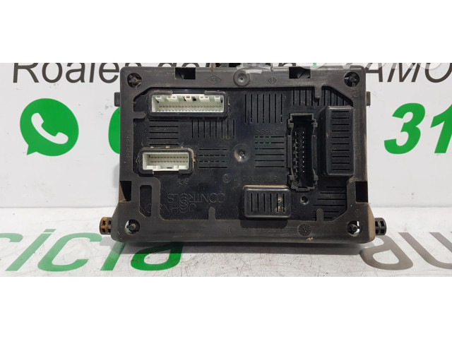 Блок комфорта    Renault Clio III   