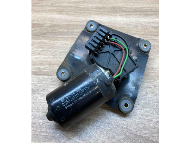 Двигатель стеклоочистителей