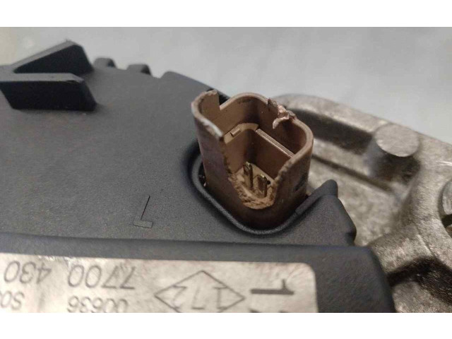 Генератор 7700430182, 2542270B Renault Scenic I