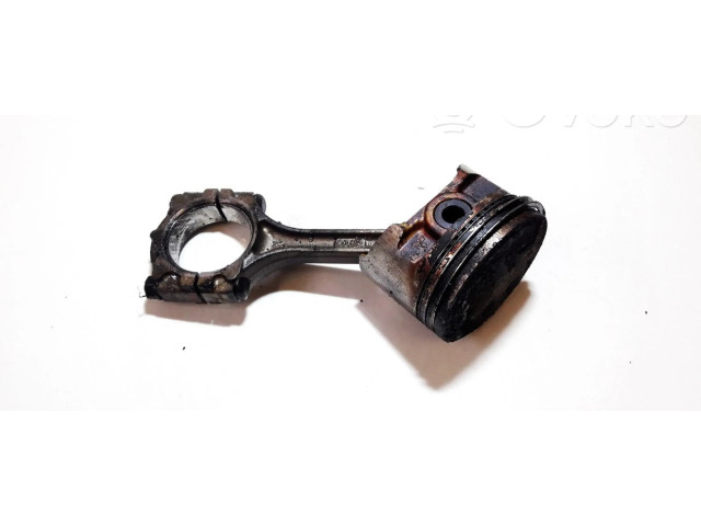 Поршень с шатуном Mitsubishi Colt для бензинового двигателя 1.8