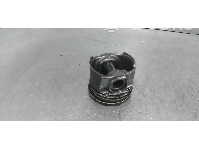 Píst 1609067980, 039PI00130000   Ford Kuga II    T7MD 