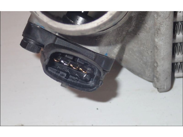 Интеркулер 282702A720 KIA Venga