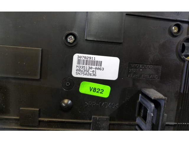 Блок управления климат-контролем 30782911   Volvo V70
