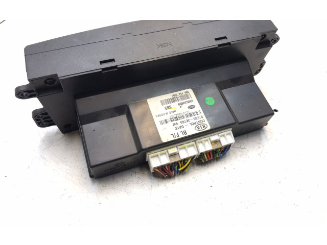 Блок управления климат-контролем 97250-3E500 KIA Sorento