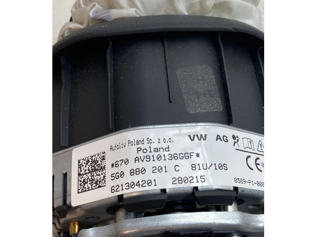 Подушка безопасности водителя 5G0880201C Volkswagen Golf Sportsvan