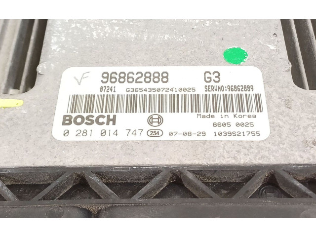 Блок управления двигателя 96862888, 0281014747   Chevrolet Epica