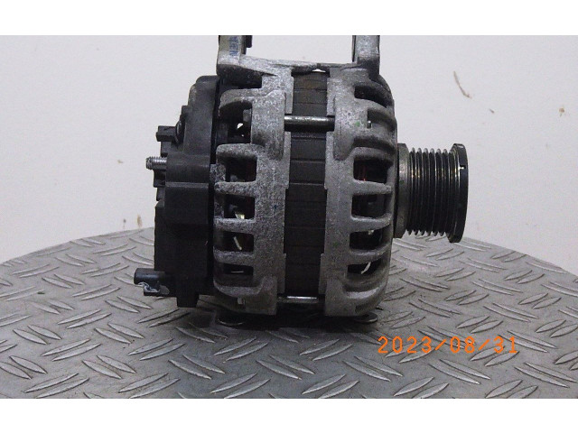 Генератор 231005079R Dacia Sandero