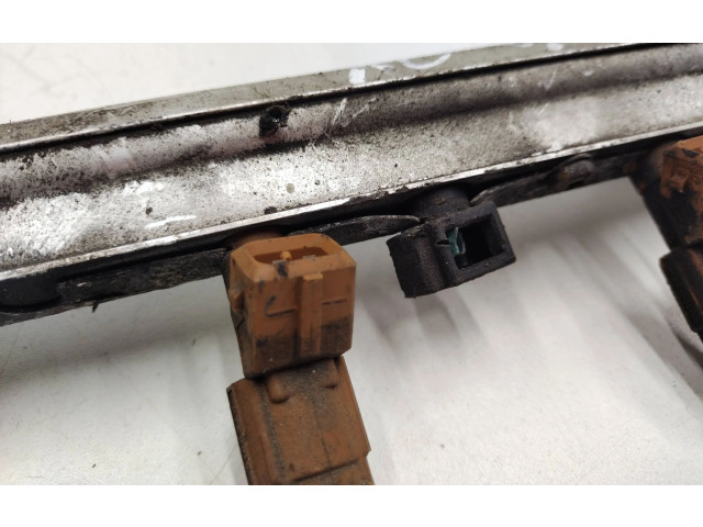 Топливная рампа Volvo XC90