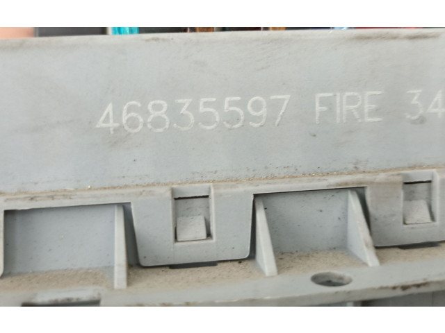 Pojistková skříňka Řídící jednotka BSM 46835597   Fiat Punto Evo 2004