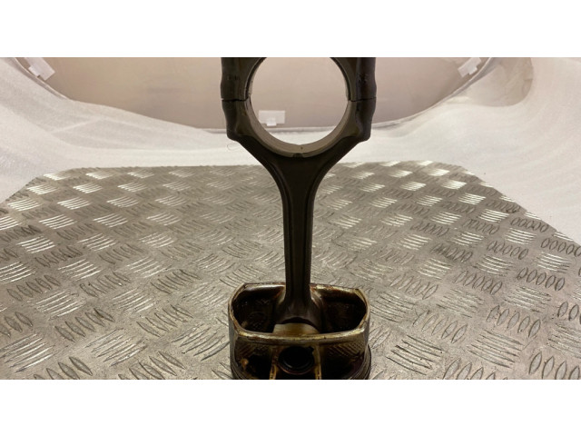 Píst 372AC, S102 Chrysler Pacifica pro benzínový motor 3.6