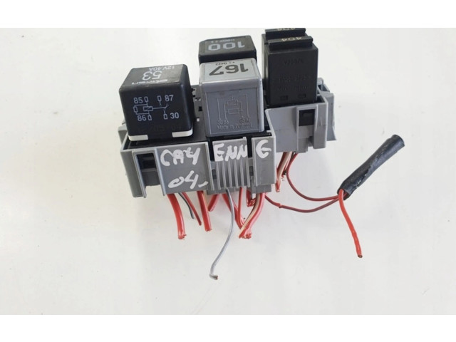 Pojistková skříňka Porsche Cayenne (9PA) 2004