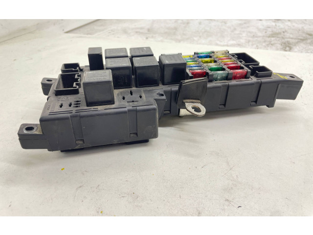 Блок предохранителей 30728008, 518828108   Volvo V70    