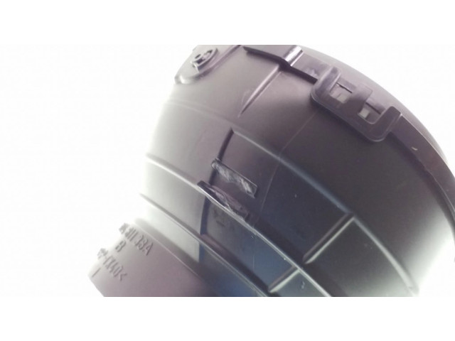 Боковая воздушная решётка