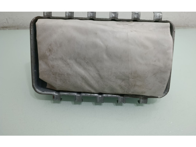 Подушка безопасности пассажира P68086537AE   Dodge Grand Caravan