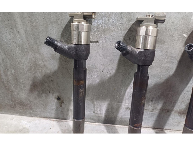 Vstřikovač 55578075 Opel Astra J