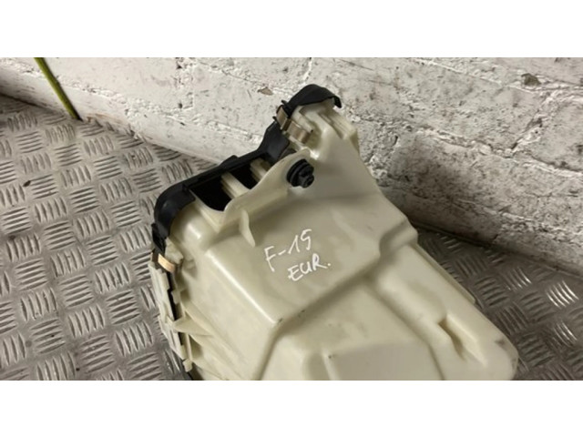 Pojistková skříňka 7555111 BMW X5 F15 2018