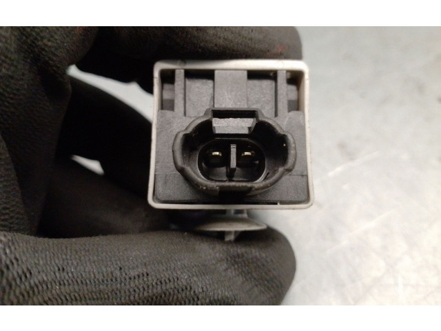 Pojistková skříňka 0689004670, DENSO Subaru Outback (BS) 2015