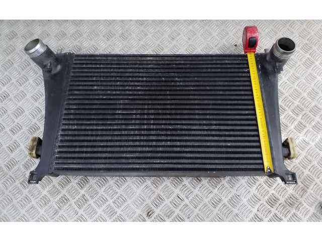 Интеркулер YDB1441418060001, YDB144141806 Volkswagen Golf VII