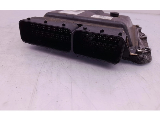 Řídící jednotka Denso Opel Astra J 2011