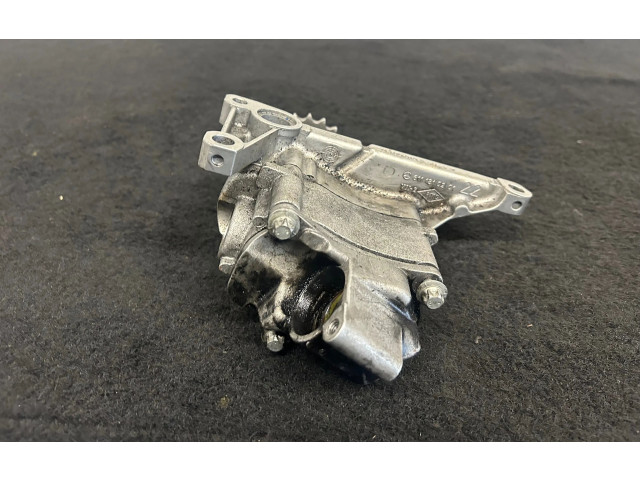 Масляный насос OM 646.961 6111810201 Mercedes-Benz E W211