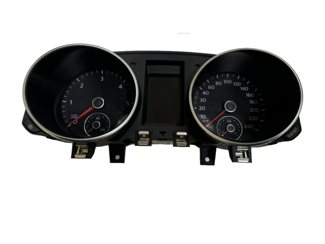 Панель приборов 5K0920871A, 1048711262 Volkswagen Golf VI