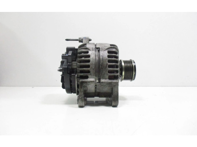 Генератор 8200660033   Renault Clio III      